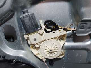 ELEVALUNAS DELANTERO DERECHO FORD FOCUS BERLINA 1.6 16V (101 CV) DE 2007 - D.4512210 / 984705121
