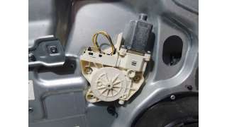 ELEVALUNAS DELANTERO IZQUIERDO FORD FOCUS BERLINA 1.6 16V (101 CV) DE 2007 - D.4512211 / 984570121