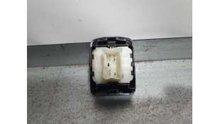 MANDO ELEVALUNAS DELANTERO IZQUIERDO  DACIA SANDERO 1.5 BLUE dCi D FAP (95 CV) DE 2020 - D.4516095 / 254116484R 2