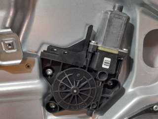 ELEVALUNAS DELANTERO IZQUIERDO FORD FOCUS LIM. 1.6 TDCi (90 CV) DE 2010 - D.4519792 / 984570211