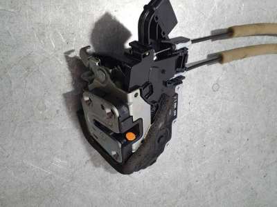 CERRADURA PUERTA DELANTERA DERECHA NISSAN LEAF el (150 CV) DE 2018 - D.4521813 / T8011510