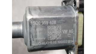 MOTOR ELEVALUNAS TRASERO DERECHO VOLKSWAGEN GOLF VII LIM. el (136 CV) DE 2020 - D.4522880 / 5Q0959408