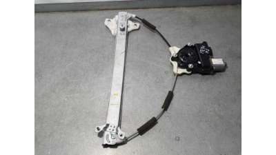 ELEVALUNAS DELANTERO IZQUIERDO HYUNDAI I20 1.2 (75 CV) DE 2017 - D.4523777 / 82450C8010