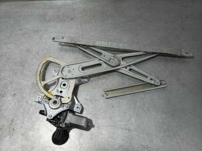 ELEVALUNAS DELANTERO DERECHO TOYOTA YARIS 1.5 16V (75 CV) DE 2015 - D.4529343 / 857100D100