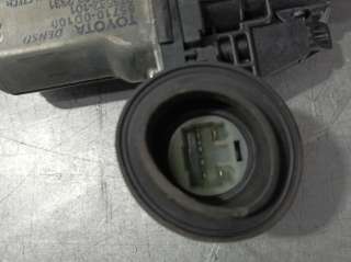 ELEVALUNAS DELANTERO DERECHO TOYOTA YARIS 1.5 16V (75 CV) DE 2015 - D.4529343 / 857100D100