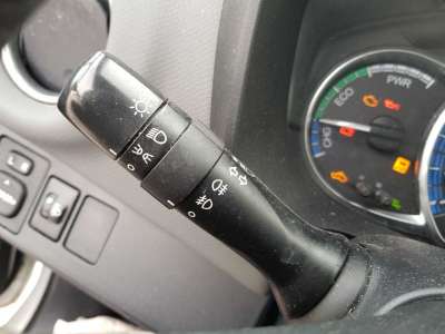 MANDO LUCES Y LIMPIA TOYOTA YARIS 1.5 16V (75 CV) DE 2015 - D.4529364