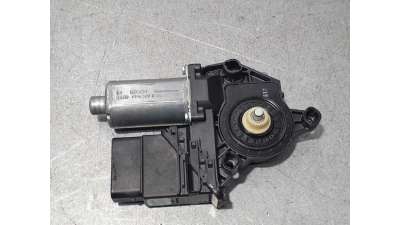 MOTOR ELEVALUNAS TRASERO DERECHO VOLKSWAGEN GOLF VI 2.0 TDI (140 CV) DE 2012 - D.4530678 / 5K0959703D