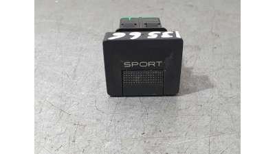 INTERRUPTOR PEUGEOT 5008 1.2 12V e-THP (131 CV) DE 2020 - D.4531406 / 9810617577