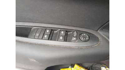 MANDO ELEVALUNAS DELANTERO IZQUIERDO  CITROEN C4 LIM. 1.6 HDi FAP (92 CV) DE 2013 - D.4532025