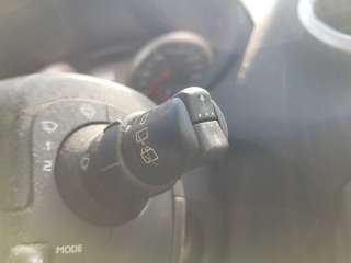 MANDO LUCES Y LIMPIA RENAULT CLIO III 1.5 dCi D (86 CV) DE 2009 - D.4541739