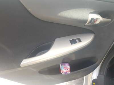 ELEVALUNAS TRASERO IZQUIERDO TOYOTA COROLLA 1.3 16V (101 CV) DE 2011 - D.4549823