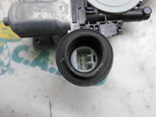 ELEVALUNAS DELANTERO DERECHO TOYOTA AURIS 2.0 D-4D (126 CV) DE 2006 - D.2857747 / 973582100