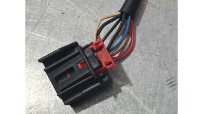 RETROVISOR IZQUIERDO VOLKSWAGEN GOLF V BERLINA 1.6 (102 CV) DE 2006 - D.4552740 RETROVISOR IZQUIERDO VOLKSWAGEN GOLF V BERLINA 1.6 (102 CV) DE 2006 - D.4552740