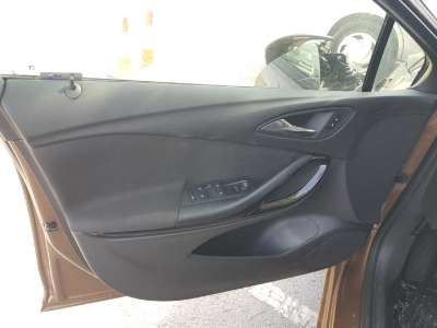 ELEVALUNAS DELANTERO IZQUIERDO OPEL ASTRA K LIM. 5TÜRIG 1.4 16V SIDI Turbo (125 CV) DE 2017 - D.4564866