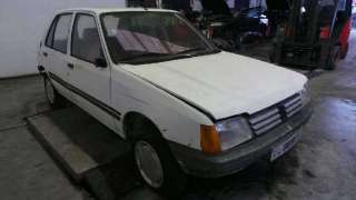 PEUGEOT 205 BERLINA 1.1 Mito 1984 5p - 18452