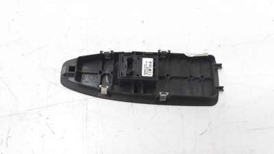 MANDO ELEVALUNAS DELANTERO DERECHO BMW SERIE 3 LIM.  - M.991698 / 61319208107