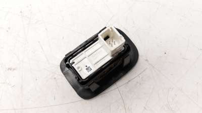 MANDO ELEVALUNAS TRASERO DERECHO PEUGEOT 208  - M.1166153 / 98242552ZD