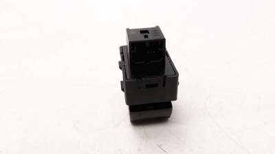 MANDO ELEVALUNAS DELANTERO DERECHO AUDI Q3  - M.1148621 / 4K0959855