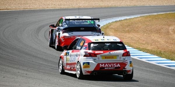 Fin de semana complicado para el UCAV Racing en el Circuito de Jerez