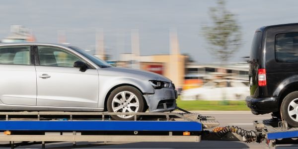 Cómo ahorrar en las reparaciones del coche: piezas de segunda mano que merece la pena comprar